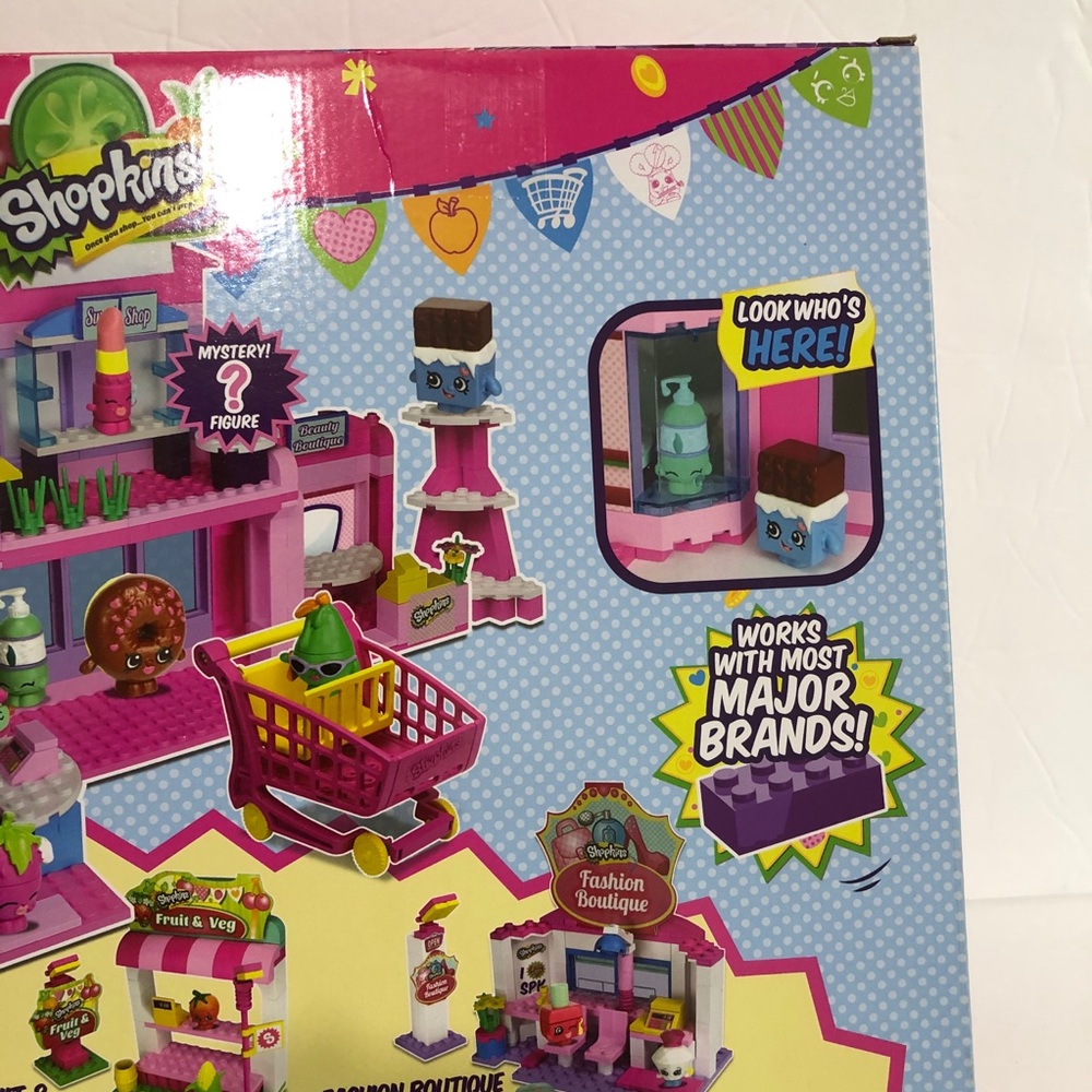 Shopkins Shopville Town Center Buildable Playset - Picture 7 of 9